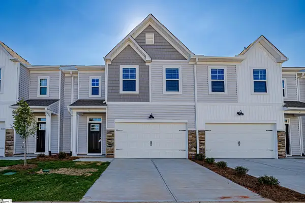 8 Sabine Leaf Court, Greer, SC 29650