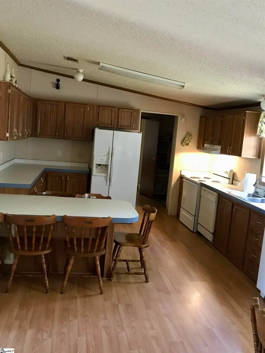 3724 Fairview Road, Fountain Inn, SC 29644 - #3