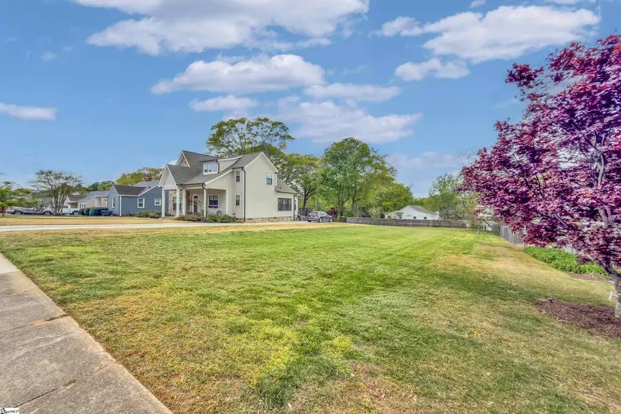 6 High Hill Street, Greenville, SC 29605 - #3