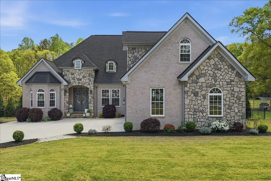 126 Na Lin Way, Belton, SC 29627 - #2