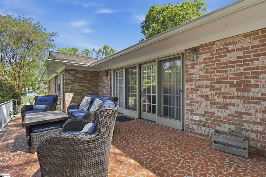 106 Ansel Drive, Clinton, SC 29325 - #2