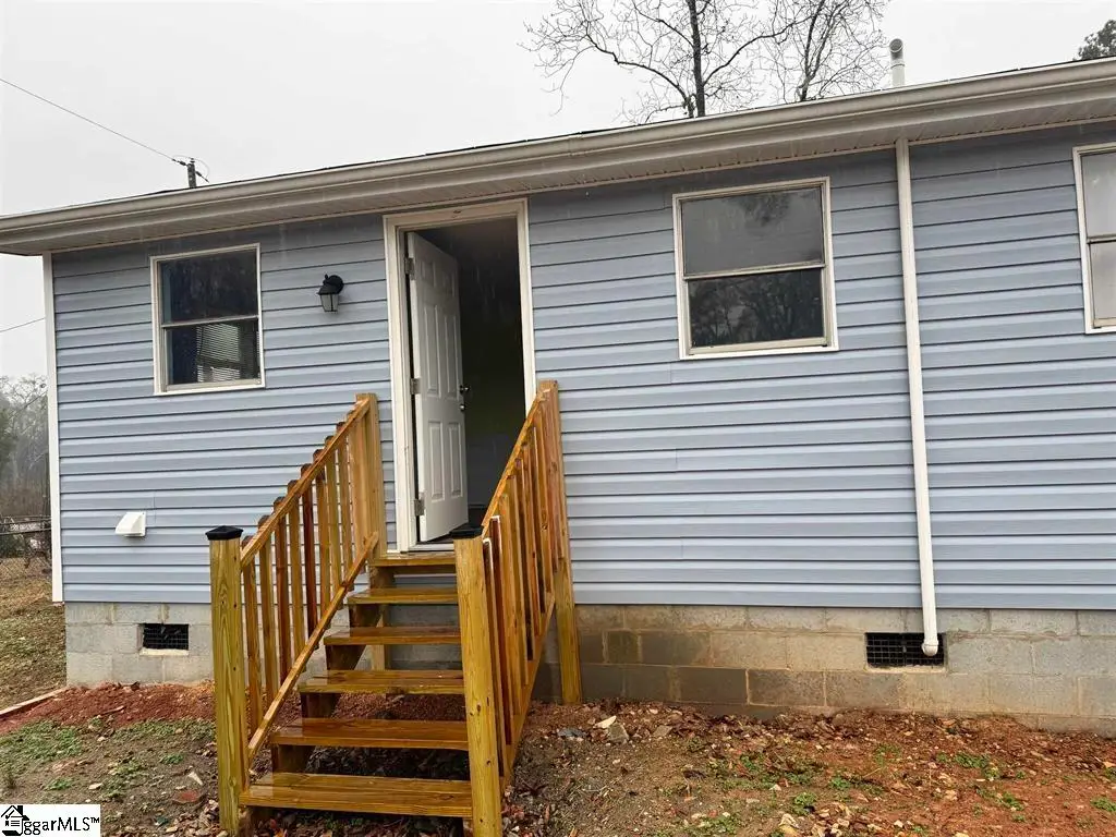 22 Stevens Street, Laurens, SC 29360 - #1