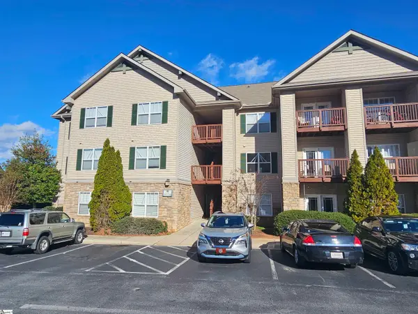 713 Harts Cove Way, Seneca, SC 29678