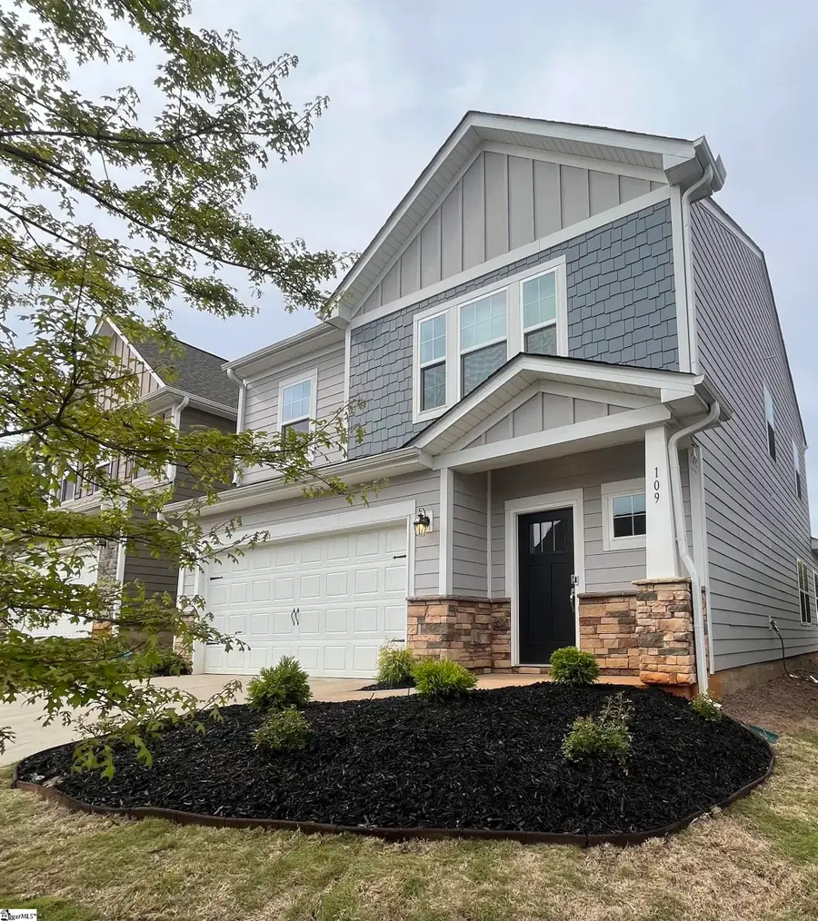 109 Magnolia Street, Woodruff, SC 29388-9252 - #2