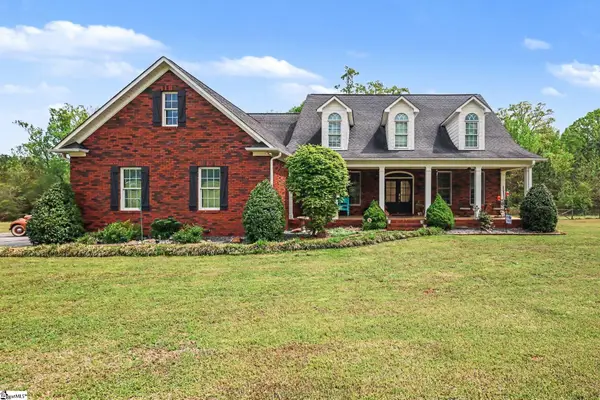 1074 Penland Road, Laurens, SC 29360