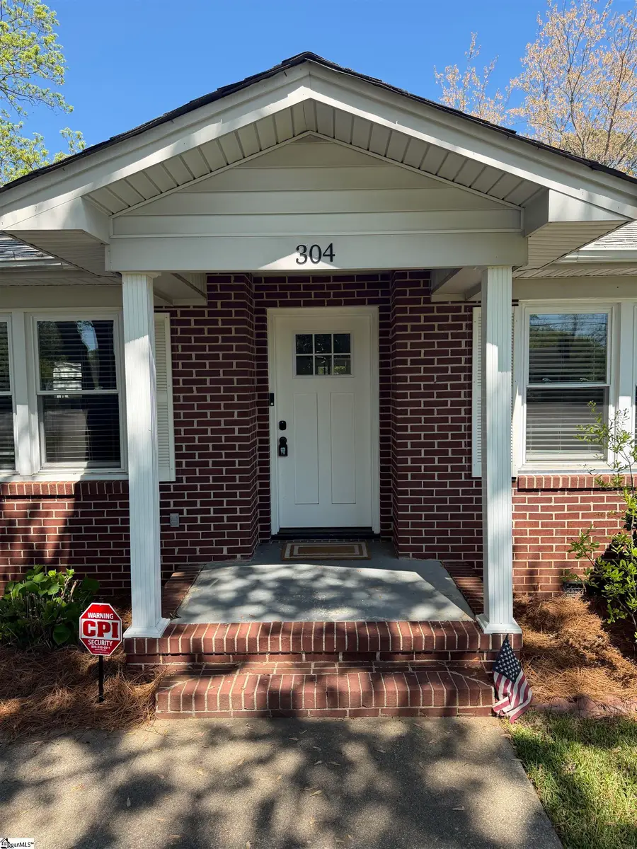 304 Pine Knoll Drive, Greenville, SC 29609 - #2