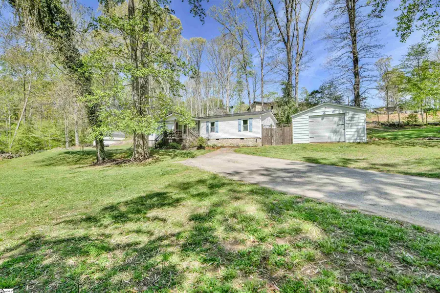 412 Bushy Creek Road, Woodruff, SC 29388 - #2