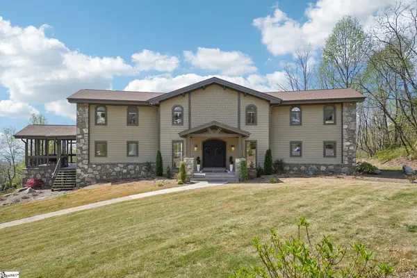 68 Raven Road, Landrum, SC 29356