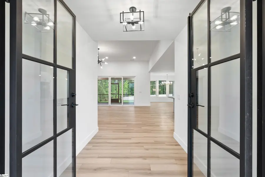 734 New South Court, Wellford, SC 29385 - #3