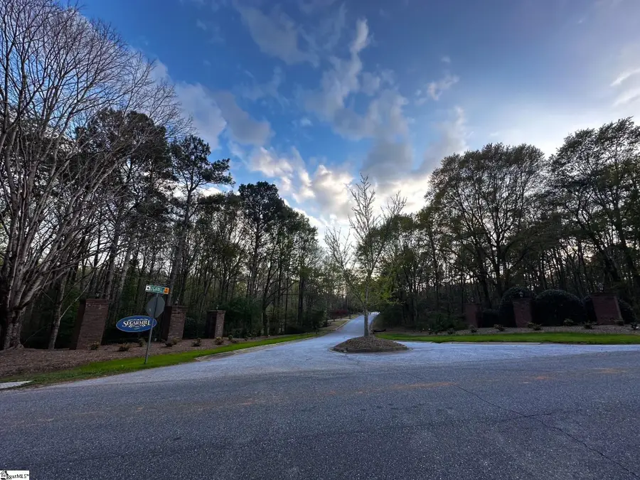 101 Sugarmill Lane, Moore, SC 29369 - #3