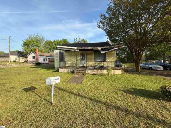 23 Earnhardt Street, Greenville, SC 29609