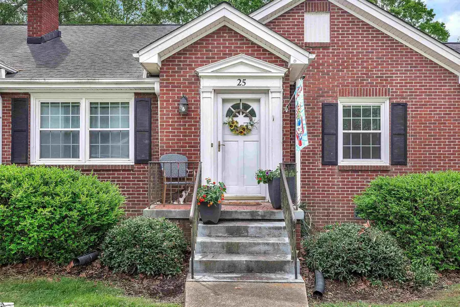 25 Central Avenue, Honea Path, SC 29654 - #2