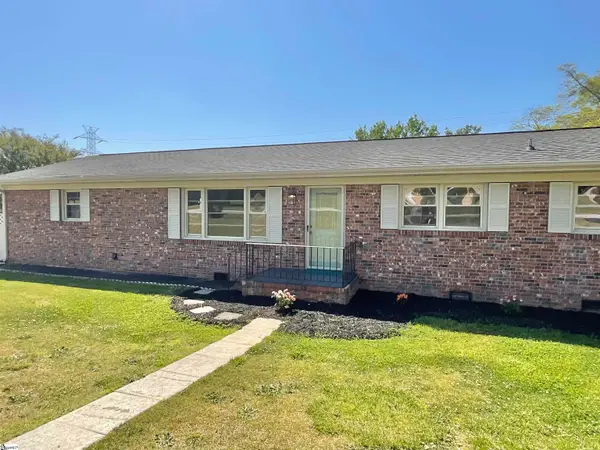 1011 Sheila Avenue, Greer, SC 29651-5654