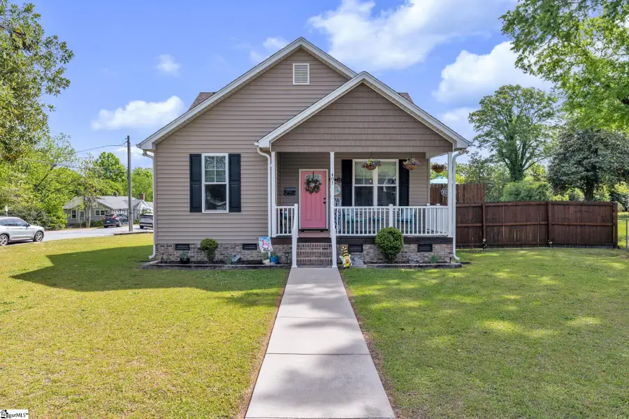 401 S Broad Street, Clinton, SC 29325 - #2