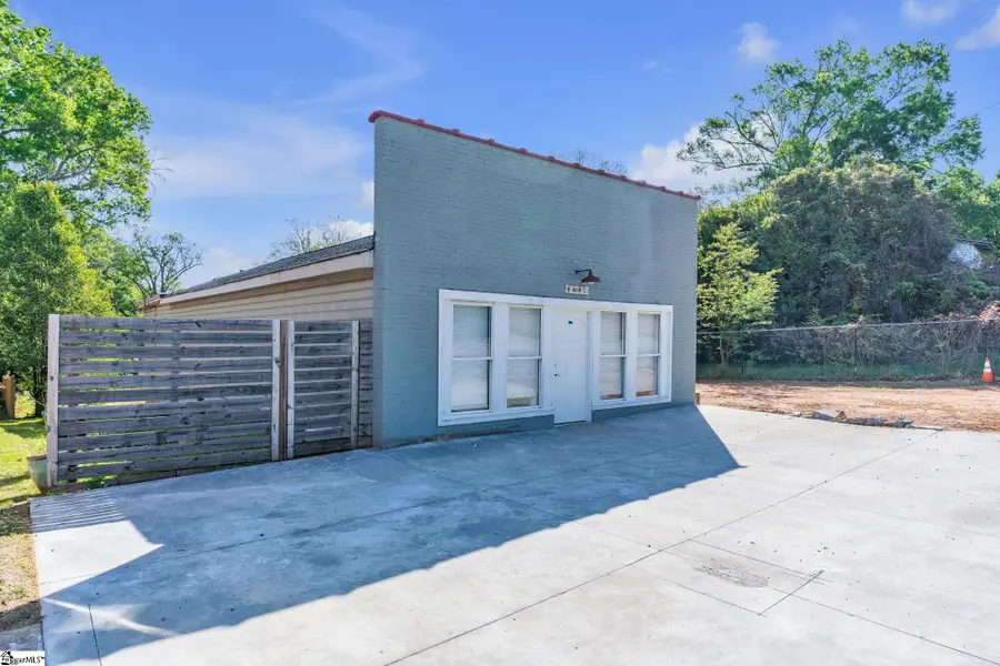 612 W Main Street, Easley, SC 29640 - #2