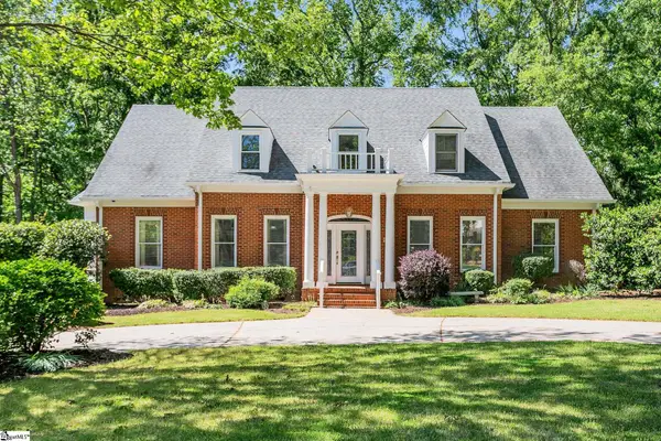 4 Oak Knob Court, Simpsonville, SC 29681