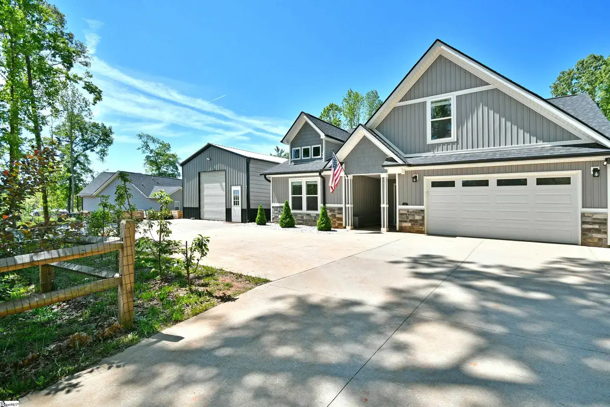 197 Falling Creek Road, Spartanburg, SC 29301 - #1