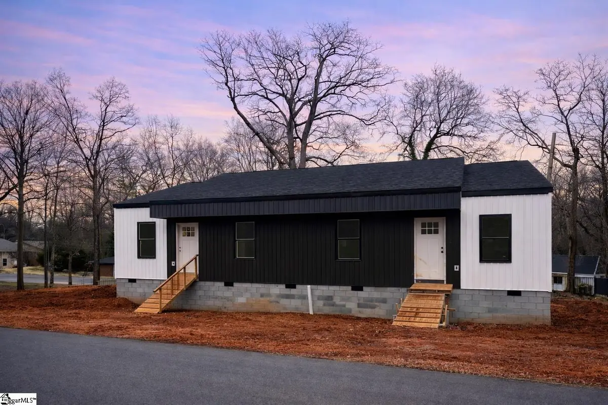 142/144 Andover Road, Spartanburg, SC 29322 - #1