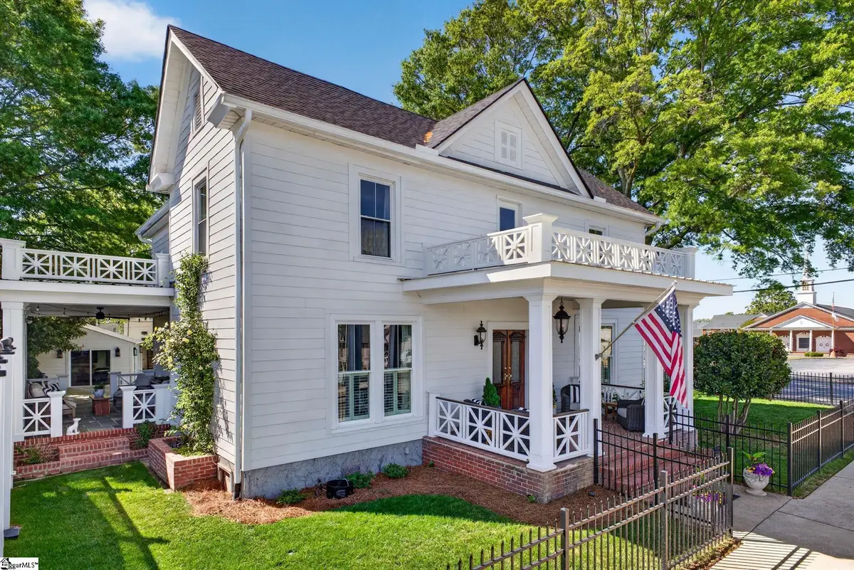 109 W Curtis Street, Simpsonville, SC 29681 - #1