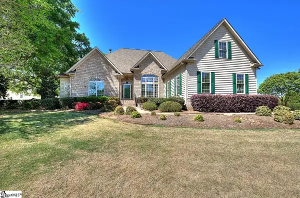 15 Mandarin Circle, Taylors, SC 29687