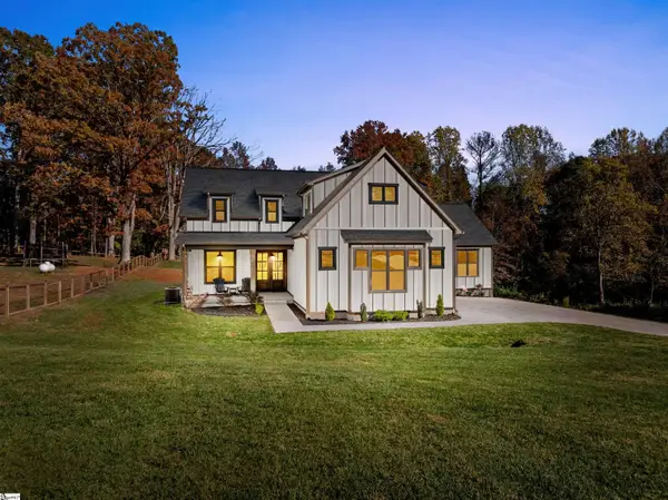 2355 Mays Bridge Road, Greer, SC 29651