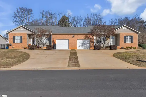 208 River Oaks Circle, Piedmont, SC 29673