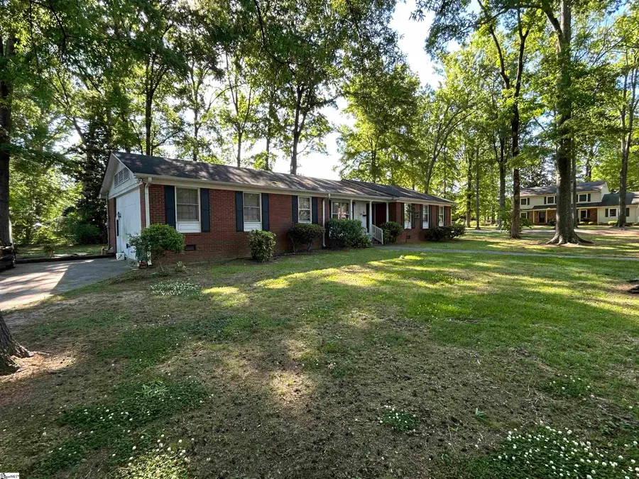 507 Chestnut Street, Clinton, SC 29325 - #2