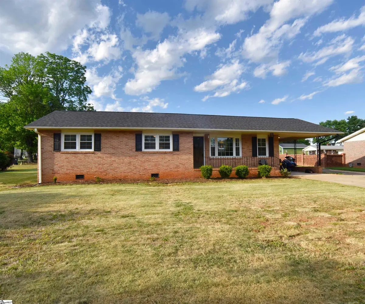 117 Benjamin Avenue, Greer, SC 29651 - #1