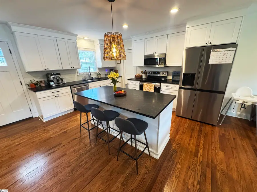 117 Benjamin Avenue, Greer, SC 29651 - #3