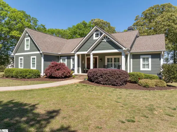 95 Triangle Pine Road, Fountain Inn, SC 29644