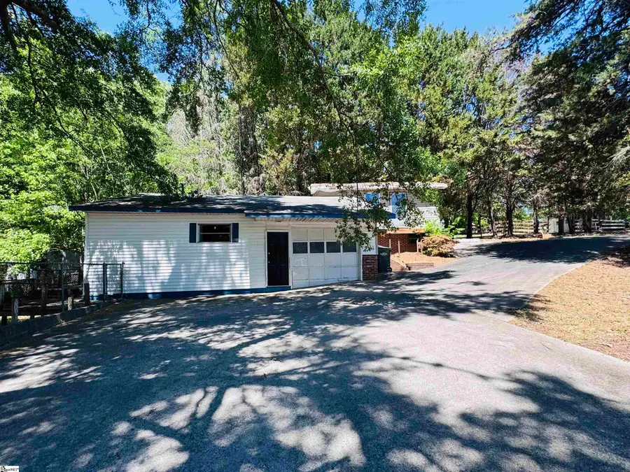 200 Hayes Road, Easley, SC 29642 - #2