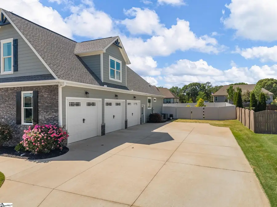 130 Monreve Drive, Boiling Springs, SC 29316 - #2