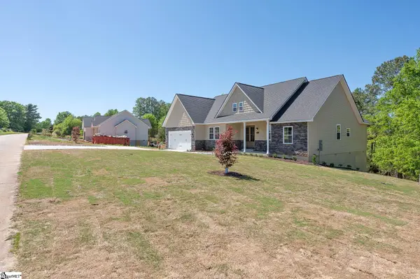711 Hidden Falls Drive, West Union, SC 29696