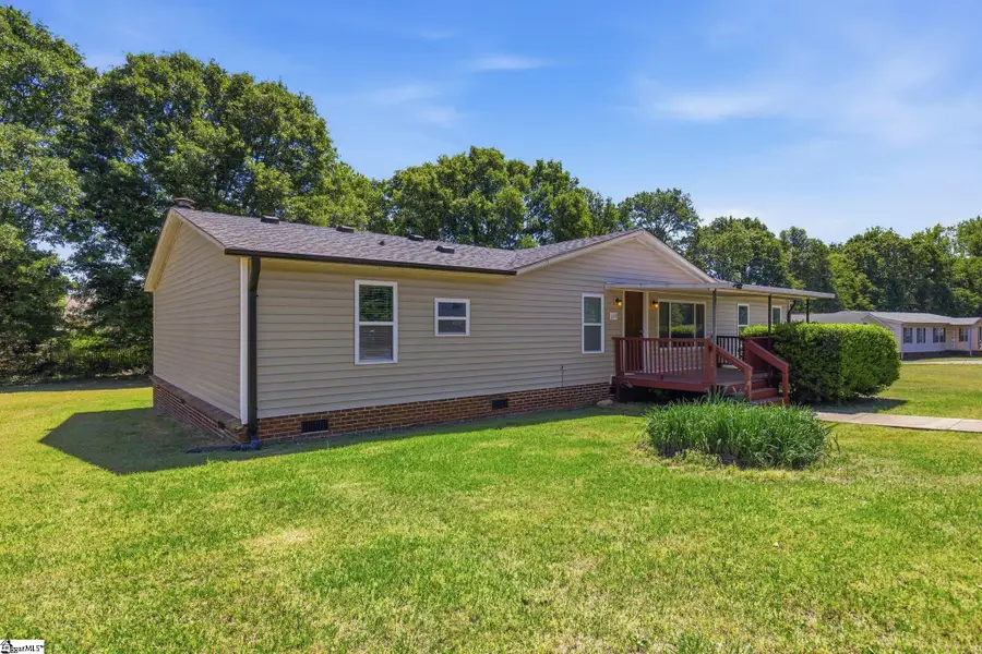 169 Pleasant Cove Drive, Woodruff, SC 29388 - #2