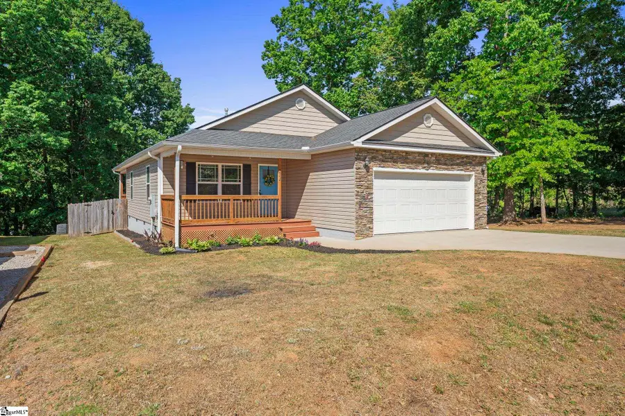 211 Pennwood Lane, Greenville, SC 29609 - #2