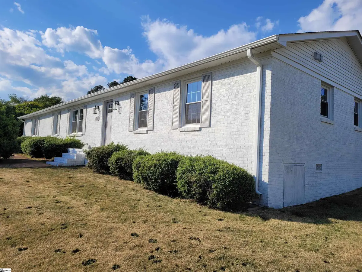 117 Hendrix Drive, Boiling Springs, SC 29316 - #1