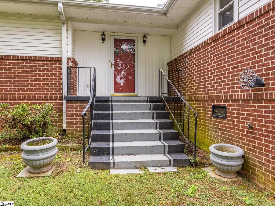 106 Green Street, Greer, SC 29650 - #3