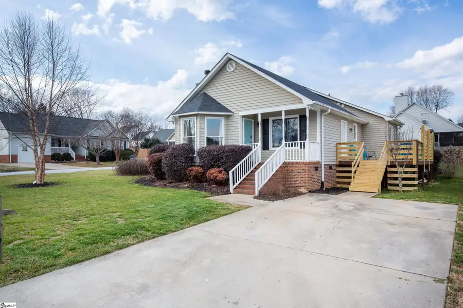 401 Fairdale Drive, Simpsonville, SC 29681 - #2