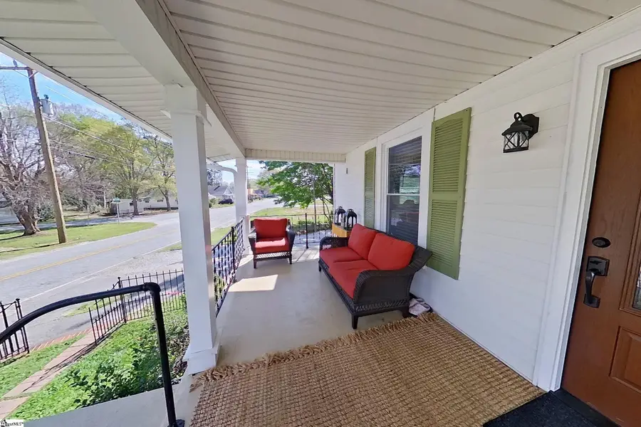 805 Buncombe Street Extension, Woodruff, SC 29388 - #2