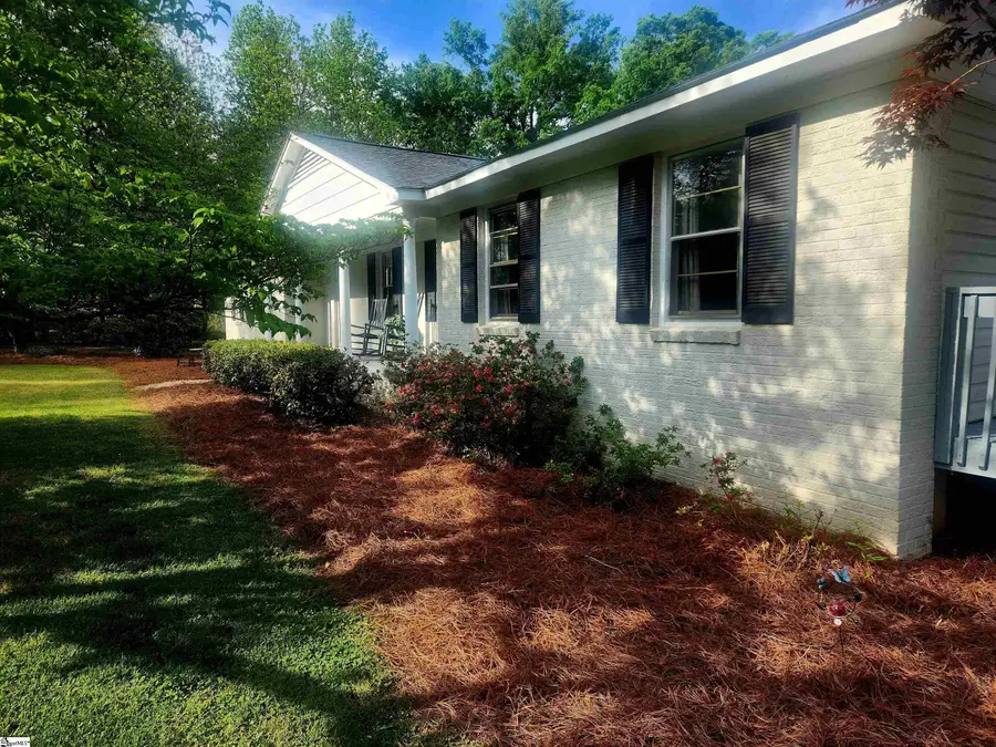 207 Fair Place, Clinton, SC 29325 - #2