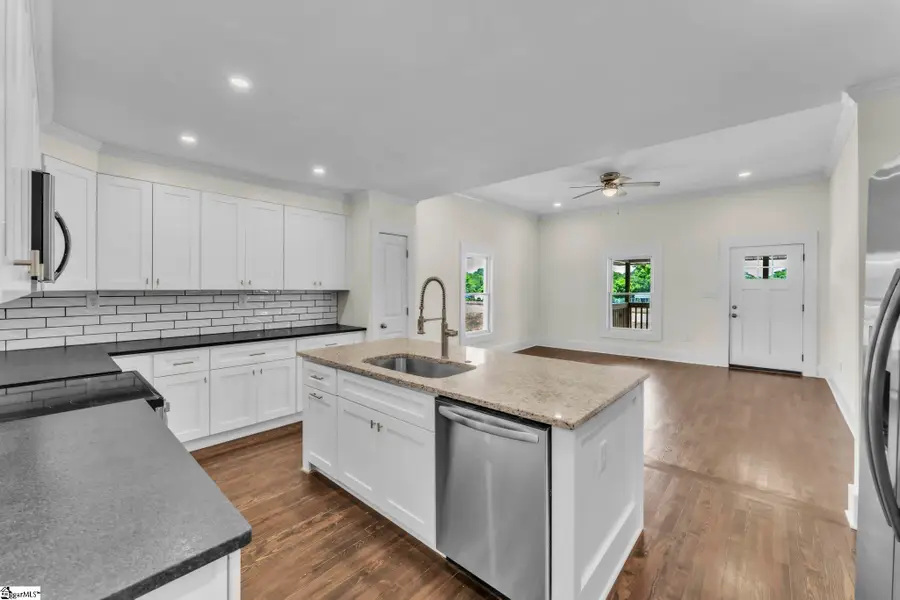 706 S 5th Street, Easley, SC 29640 - #3