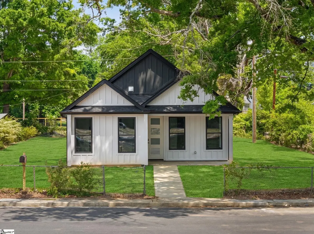 223 Oak Street, Clinton, SC 29640 - #1