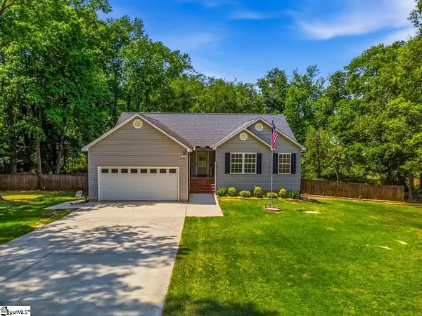 127 Oak Drive, Greer, SC 29650