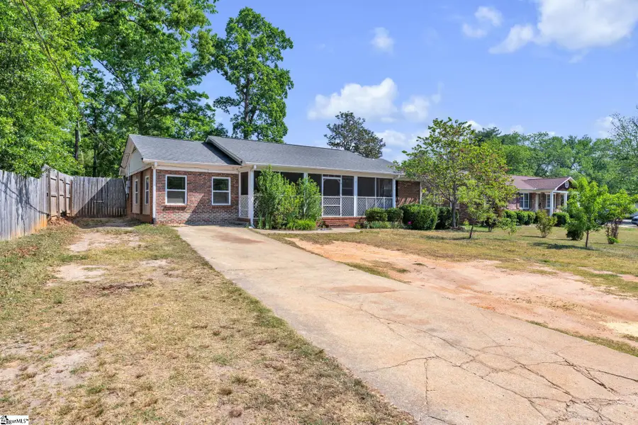 2601 E Lee Road, Taylors, SC 29687 - #2