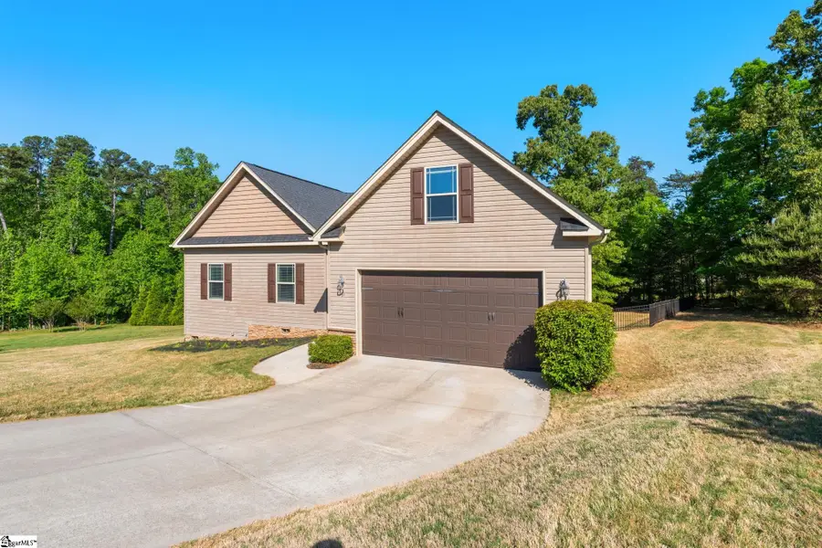 31 Caperton Way, Greer, SC 29651 - #3