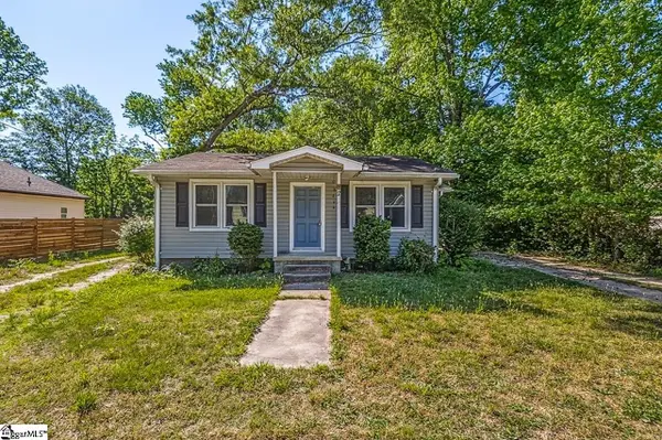 2 Kitty Lane, Taylors, SC 29687