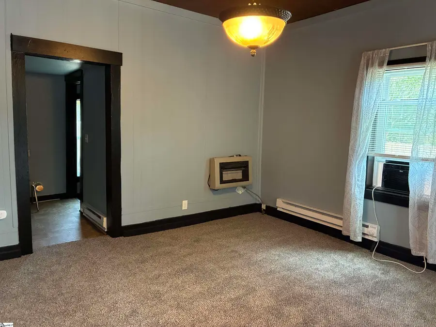 117 Dewey Avenue, Laurens, SC 29360 - #2