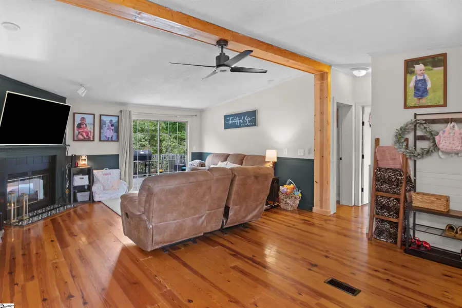 1504 E Saluda Lake Road, Greenville, SC 29611 - #2