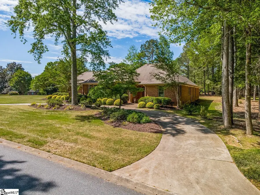 216 Muirfield Drive, Spartanburg, SC 29306 - #2