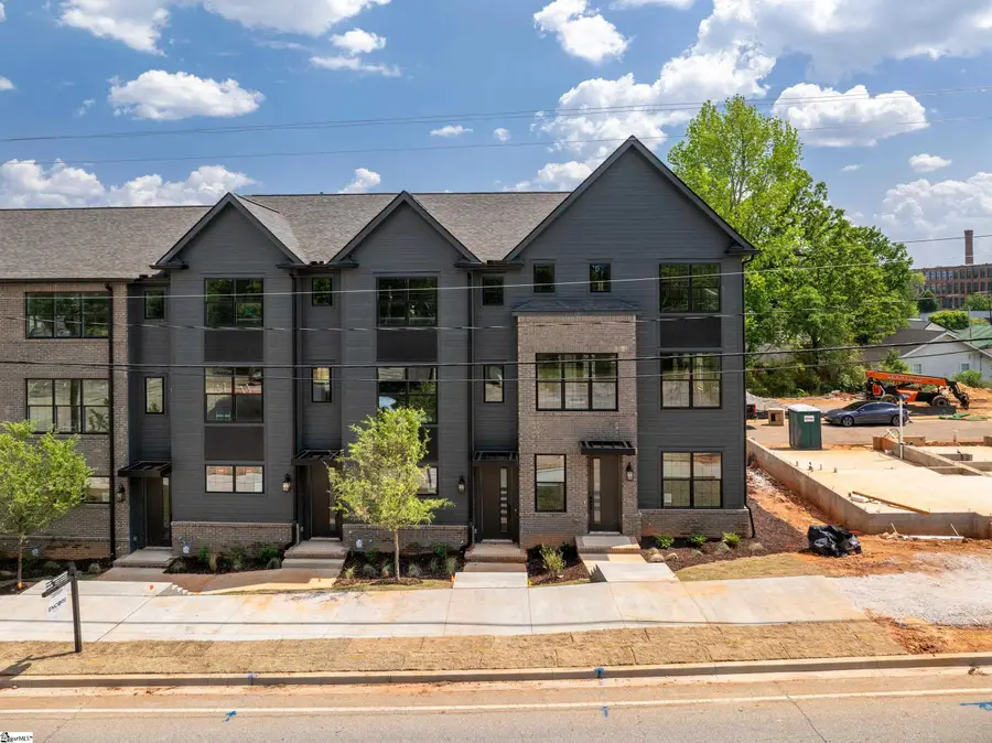 1305 Pendleton Street #Unit 18, Greenville, SC 29611 - #3